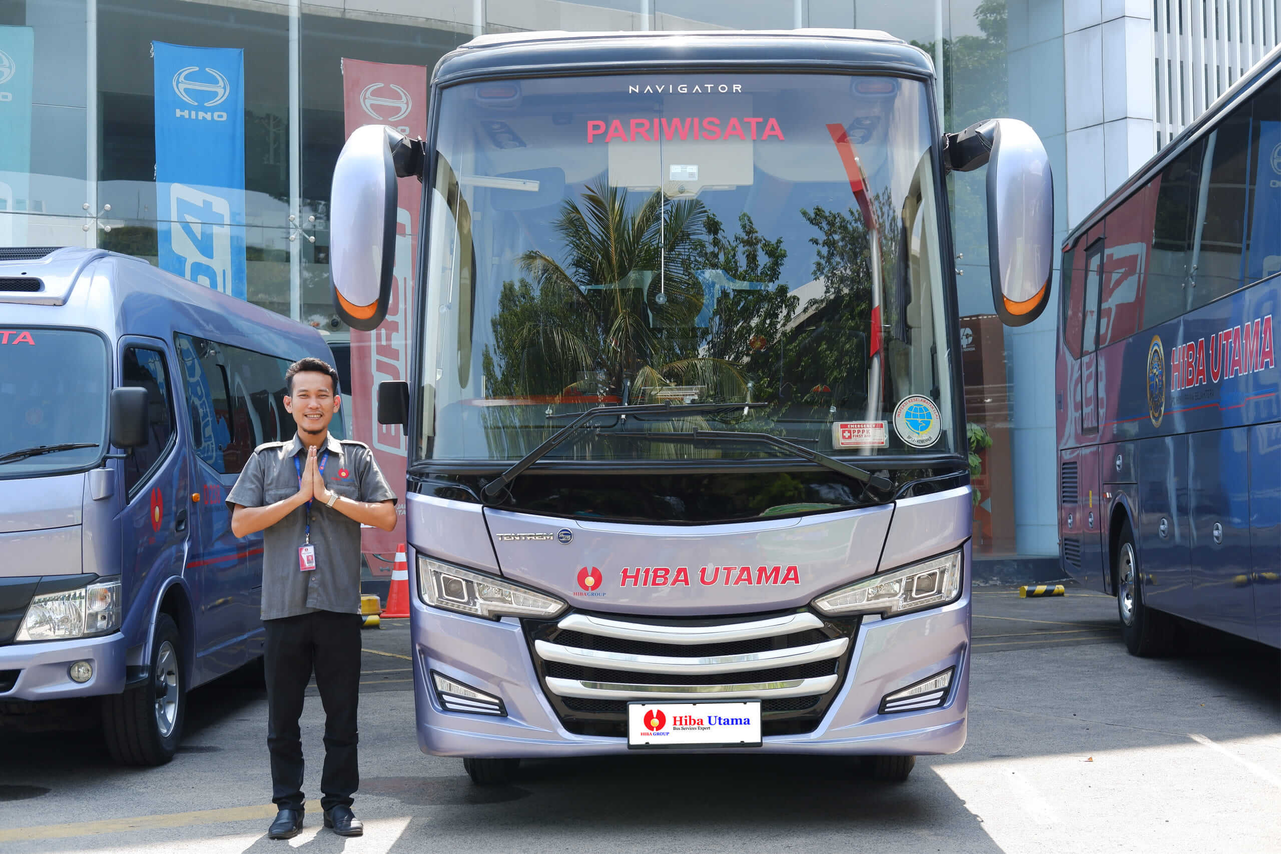 sewa bus pariwisata sewa bus antar jemput sewa bus karyawan rental bus charter bus carter bus
