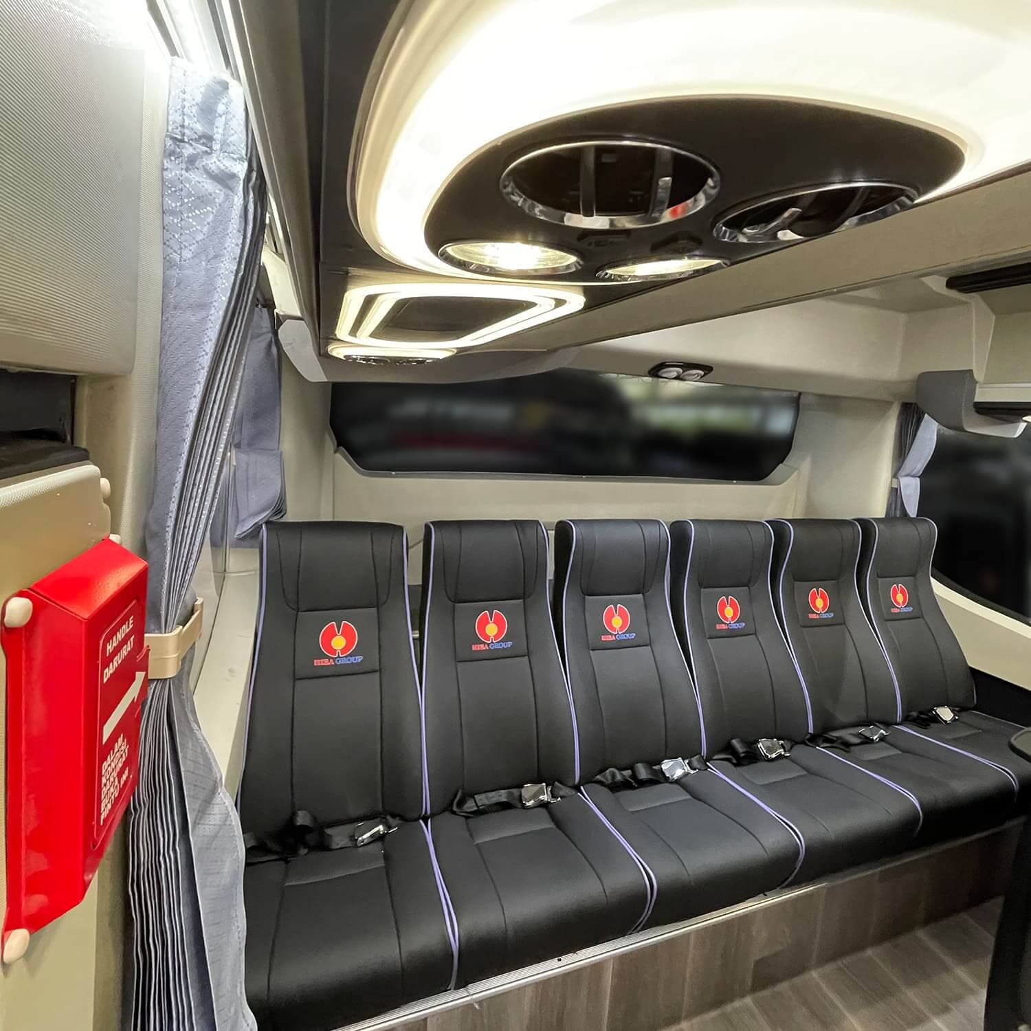 sewa bus pariwisata sewa bus antar jemput sewa bus karyawan rental bus charter bus carter bus